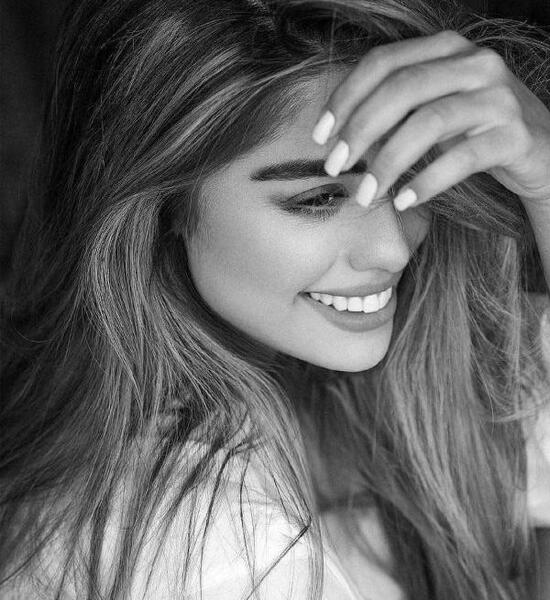 عکس برای پروفایل دختر سیاه سفید