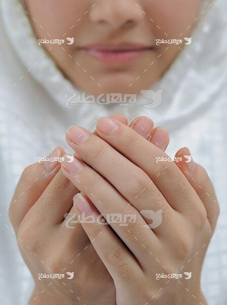 پروفایل عکس دختر دست به دعا