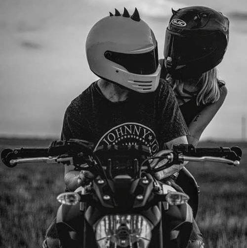 عکس پروفایل دختر موتور سوار شیک