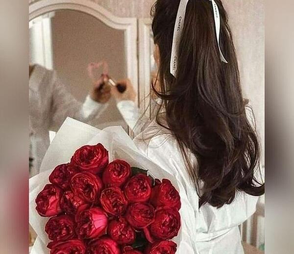 عکس پشت زمینه زنانه