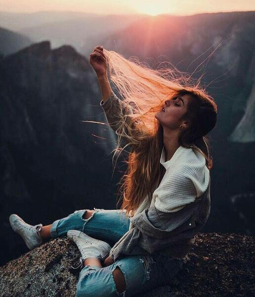 عکس دختر زیبا برای تصویر زمینه