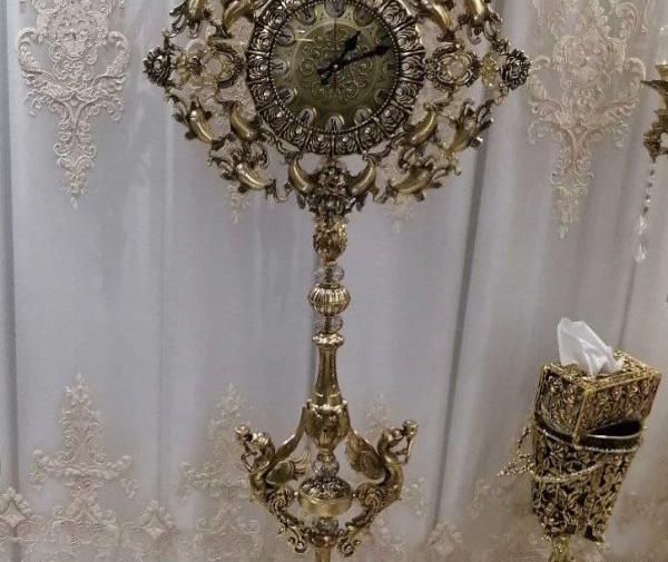 عکس ساعت ایستاده برنز