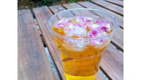 عکس شربت گلاب زعفران