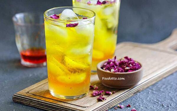 عکس لیوان شربت زعفران