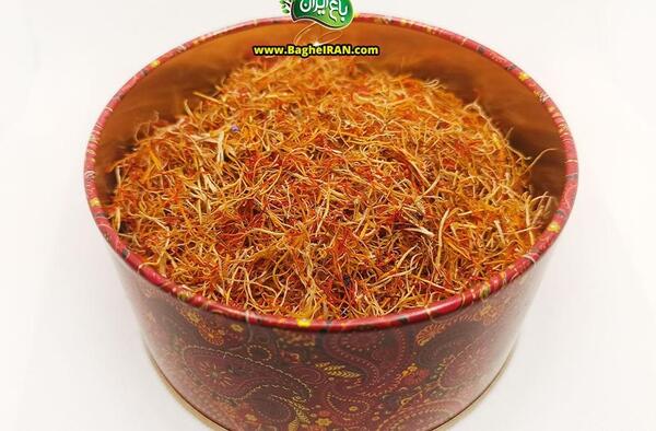 عکس ریشه ی زعفران