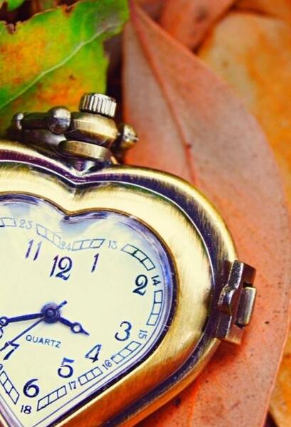 عکس زیبا برای تصویر زمینه ساعت