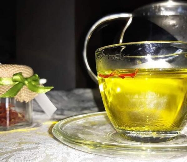 عکس از زعفران دم کرده