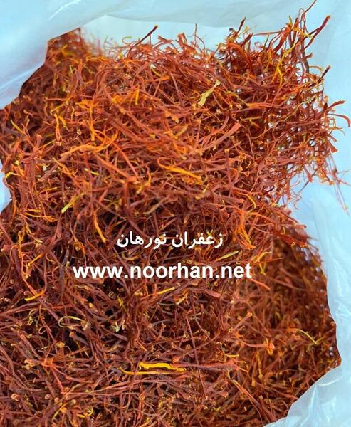 عکس از زعفران پوشال