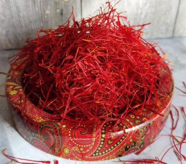 عکس از زعفران پوشال