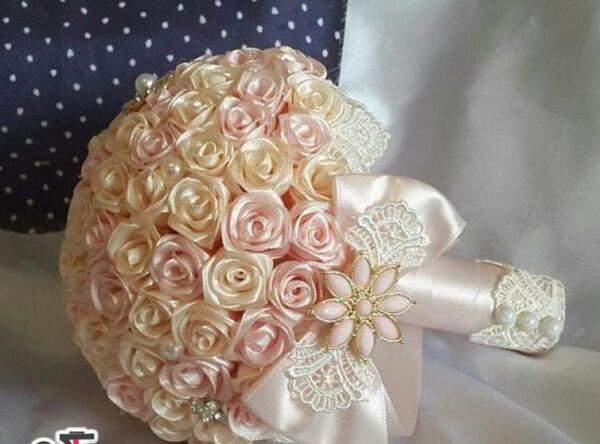 عکس گل روبانی زرشکی