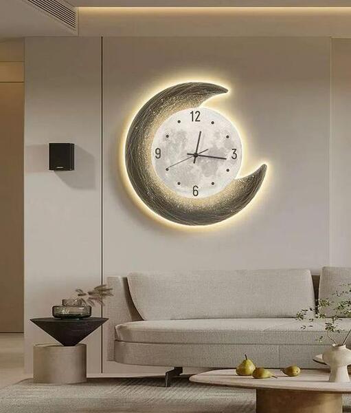 عکس ساعت دیواری اتاق خواب