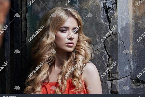 عکس زن زیبا قدیمی