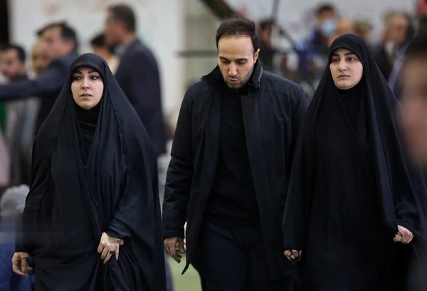 عکس زیبا از رئیسی و حاج قاسم