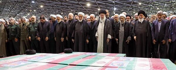 عکس زیبا از رهبر و رئیسی