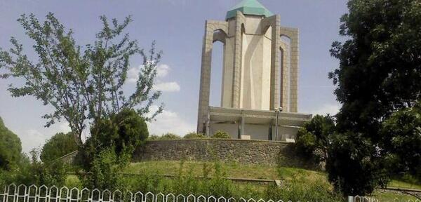 عکس تونل وحشت رنگین کمان همدان