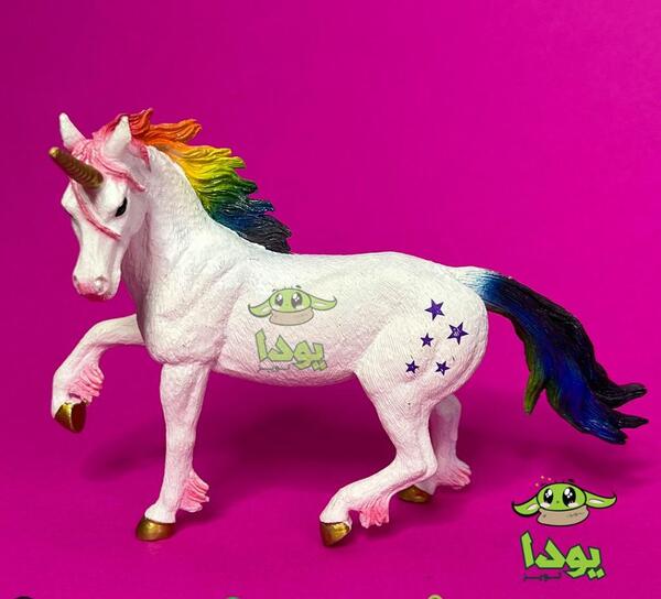 عکس رنگین کمان اسب تک شاخ