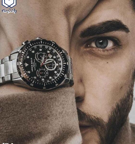 ژست عکس با ساعت مچی