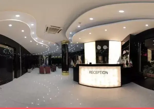عکس هتل رنگین کمان خرم آباد تماس