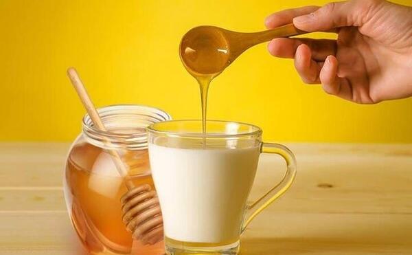 عکس شیر عسل صبحانه