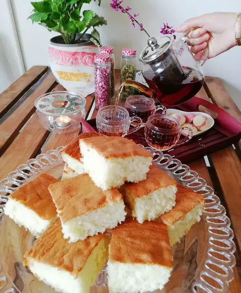 عکس کیک شیر داغ