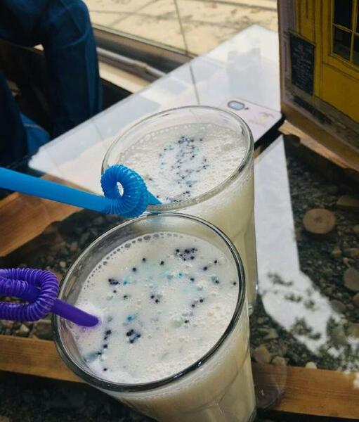 عکس کیوت شیر موز
