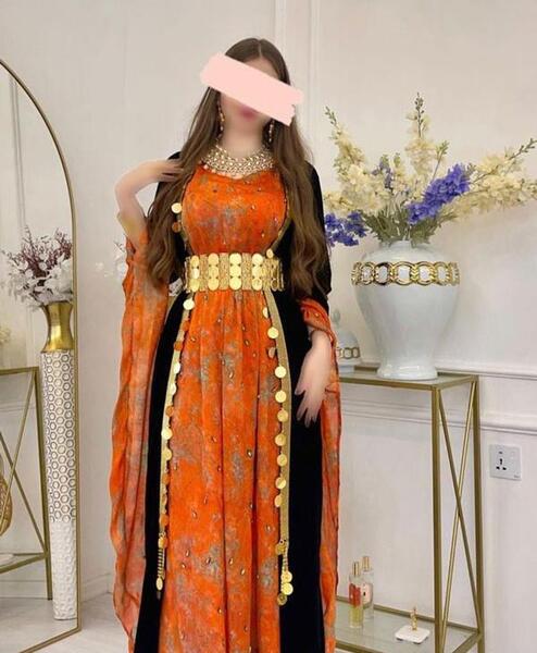 عکس لباس ریشه دار