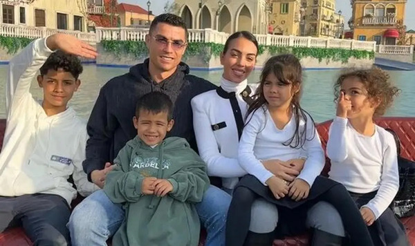 عکس رونالدو و نامزدش
