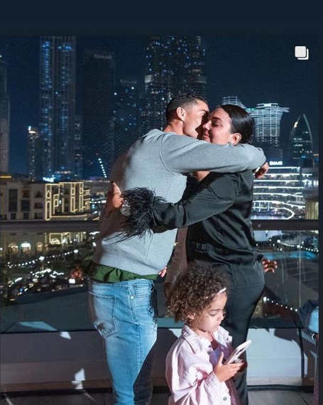 عکس رونالدو و نامزدش