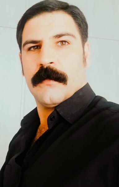 عکس مرد ریش و سبیل دار