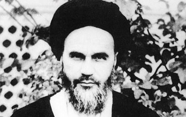 عکس جوانی خمینی بدون ریش