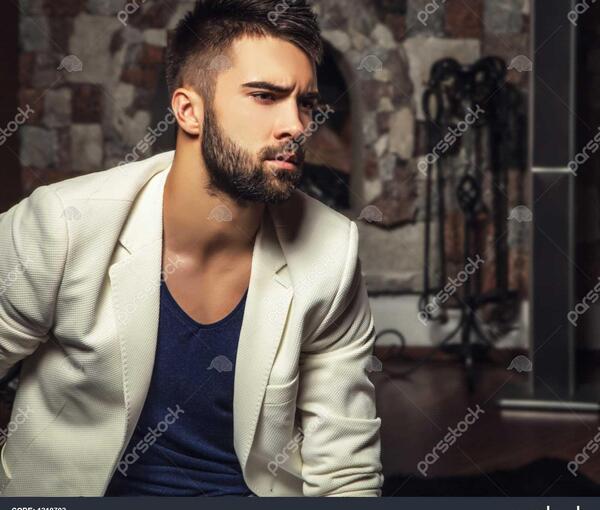عکس مرد ریش دار جذاب