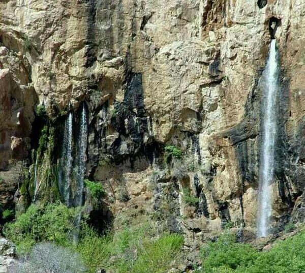 عکس از آبشار شاه لولاک