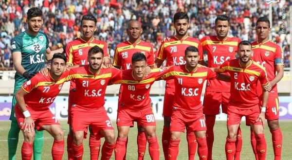 عکس شیر فوتبالیست