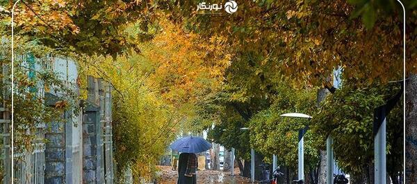 ژست عکس در حافظیه شیراز