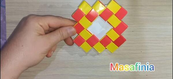 کاردستی قاب عکس ساده با کاغذ رنگی