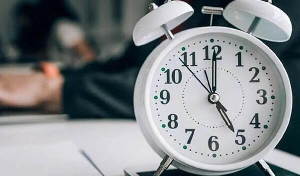 عکس برای ساعت کاری