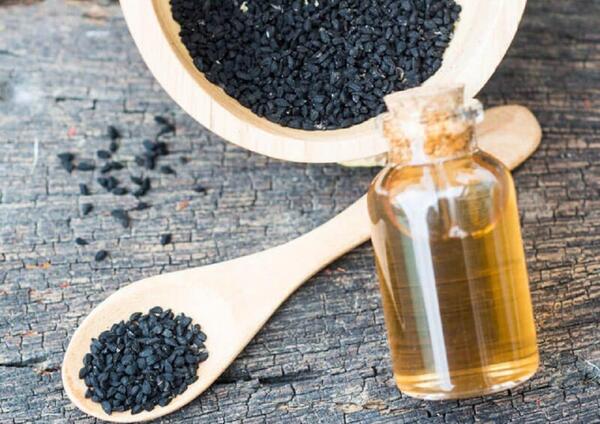 عکس عسل و سیاه دانه
