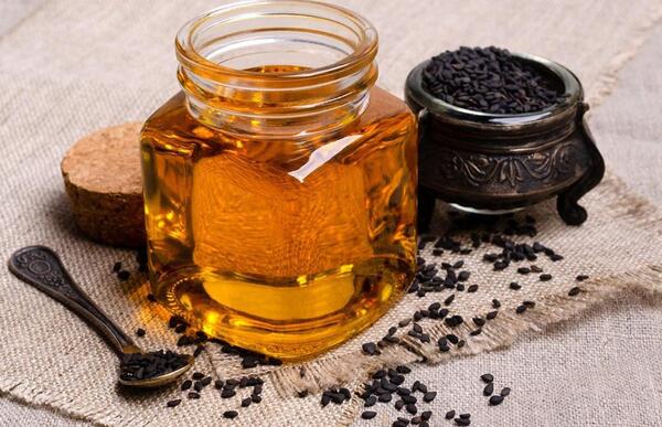 عکس شیاف سیاه دانه و عسل
