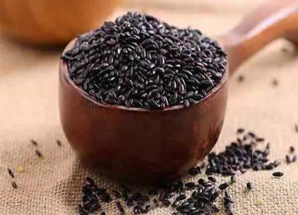 عکس سیاه دانه و تخم شربتی