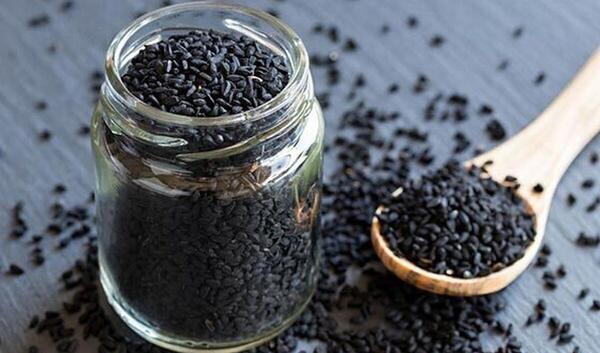 عکس روغن سیاه دانه خوراکی