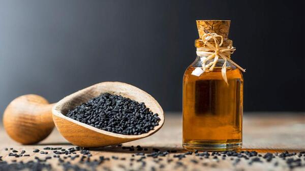 عکس روغن سیاه دانه خوراکی