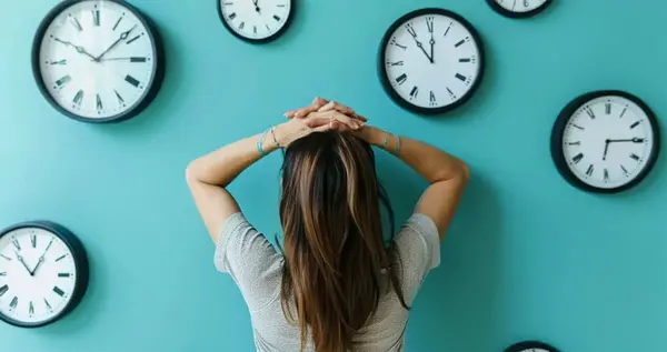 عکس ساعت یک ربع