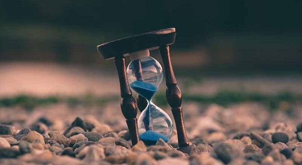 عکس نقاشی ساعت شنی