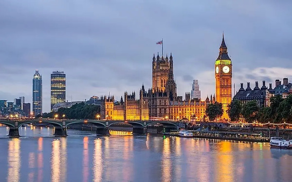 عکس زیبا از برج ساعت لندن