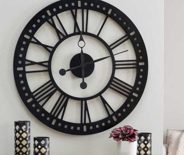 عکس ساعت های دیواری کلاسیک