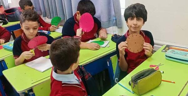 عکس کاردستی ساعت بعد از ظهر