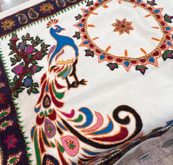 عکس پته ساعت طاووس