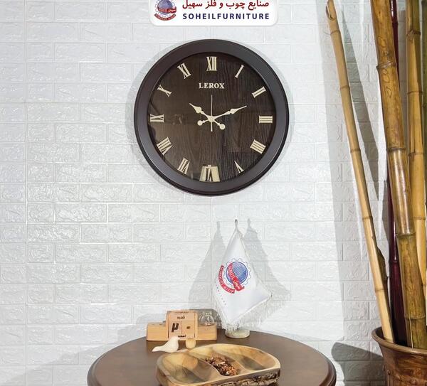 عکس ساعت دیواری پاندول دار
