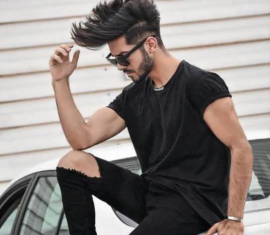ژست عکس گرفتن ساده
