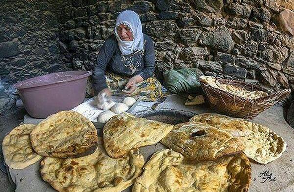 عکس زندگی ساده روستایی